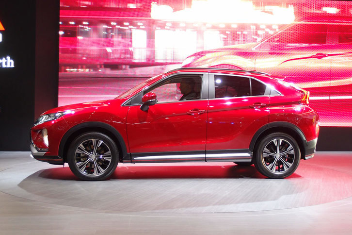 三菱エクリプス クロス