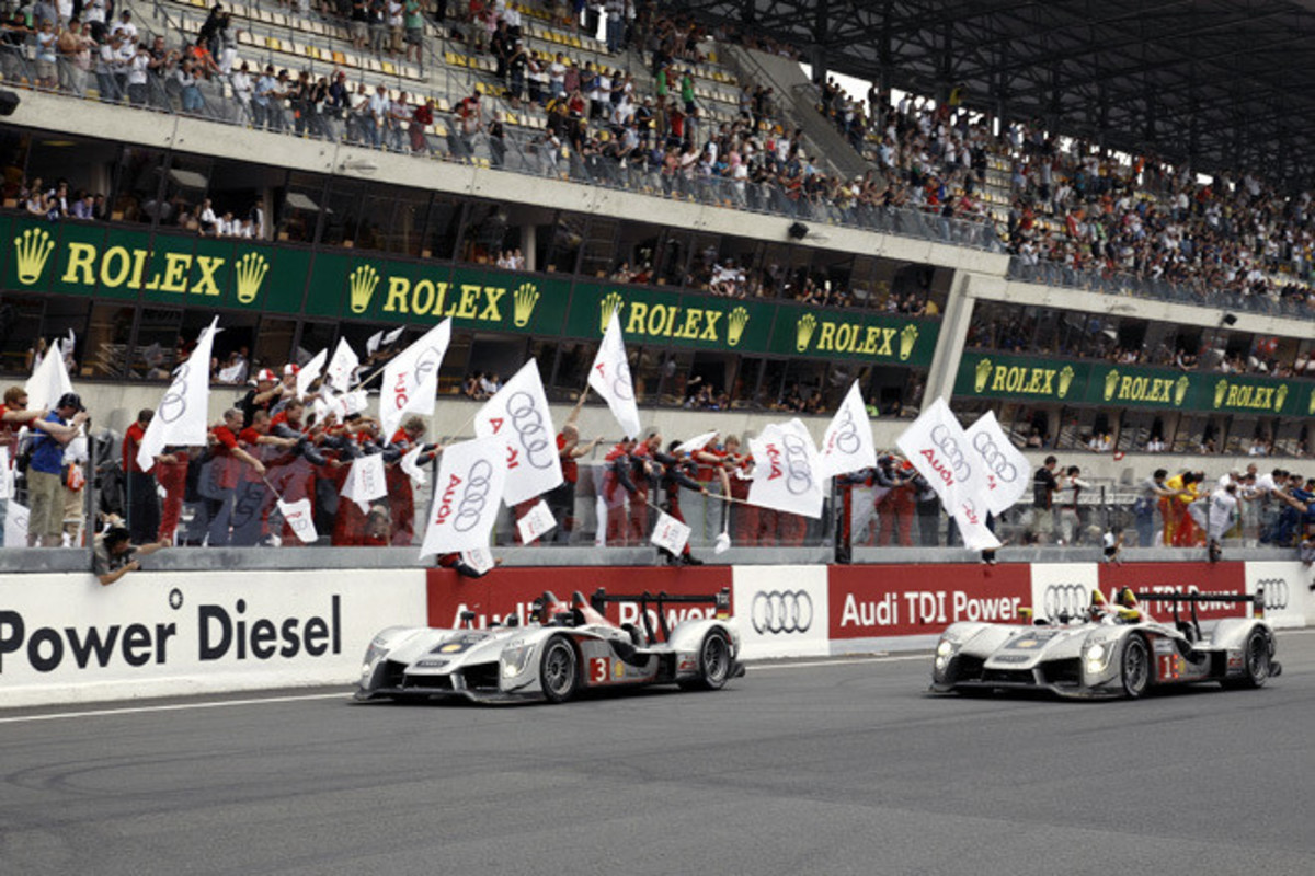 地元プジョーがワンツー 3年目の勝利を掴む ルマン 09 ニュース Webcg