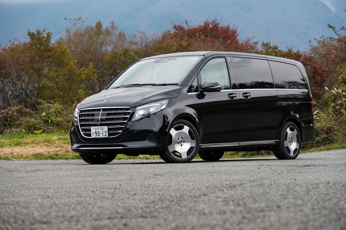 メルセデス・ベンツV220dエクスクルーシブ ロング プラチナムスイート