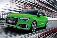 アウディが「RS 3スポーツバック／セダン」を2年ぶりに導入
