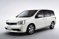 「日産ラフェスタ」、装備が増えて車名も変更