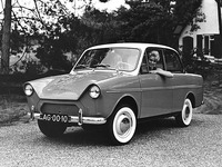 1959年に登場したオランダの「ダフ600」。同車に搭載されたバリオマチックと呼ばれるCVTは、レーシングカーにも採用された。
