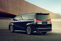 【上海ショー2019】レクサスブランド初のミニバン「LM」がデビューの画像