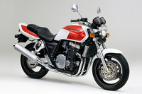 1992年11月に発売された「ホンダCB1000スーパーフォア」。