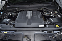 340psと450Nmを生み出す3リッターV6スーパーチャージド・ガソリンユニット。