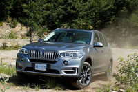 「X5 xDrive35d」
    