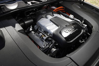 フォルクスワーゲン・トゥアレグハイブリッド（4WD/8AT）【ブリーフテスト】の画像