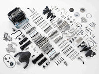 エンジンの分解写真や二面図、1/16スケールのLFAパッケージ図など、他ではなかなか見ることのできない貴重なデータを一挙収録。