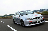 ホンダ・アコード2.2i-CTDi（5MT）【試乗記】の画像