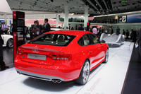 「アウディS5スポーツバック」