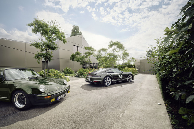 絶版 】911 x 911 ポルシェ911誕生50周年公式写真集 魅力的な一