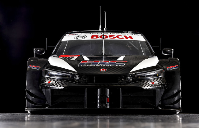 ホンダのニューマシン「CIVIC TYPE R-GT」登場 SUPER GT参戦に向けて