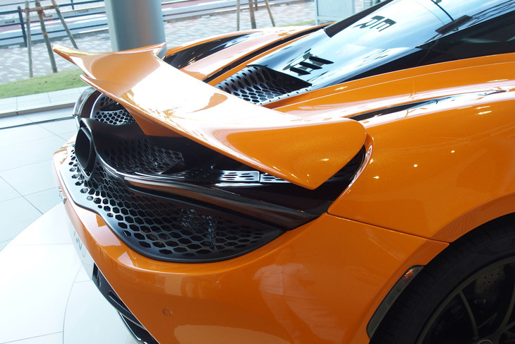 マクラーレン750S（リアスポイラー）