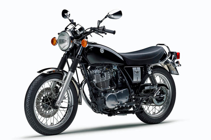 ロングランヒット賞のもう1台は、「ヤマハSR400」。2017年に一度は生産終了したものの、「二輪車平成28年排出ガス規制」に適合させることで市場への復活を果たした。