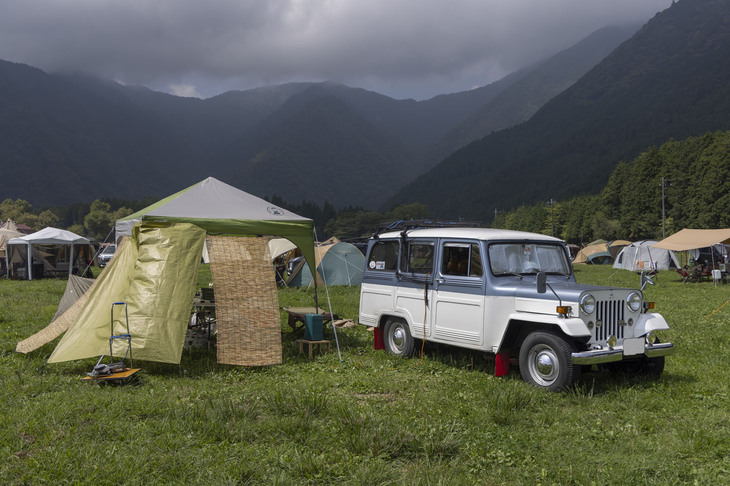 全体の参加車両は「デリカD：5」と「アウトランダー」がそれぞれ3割ほどを占めていたようだ。素晴らしいコンディションの「三菱ジープ」での参加者も。