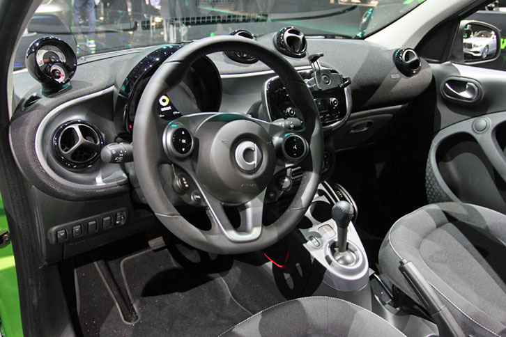 スマート・フォーフォー エレクトリックドライブ（インテリア）