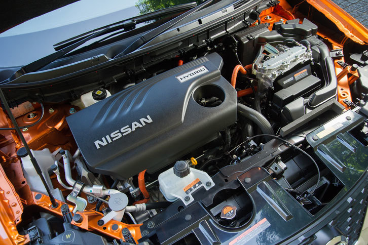 日産エクストレイル20Xハイブリッド（エンジン）
