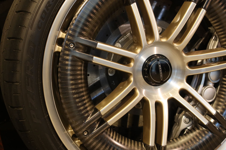 パガーニ・ウトピア ロードスター（フロントホイール）