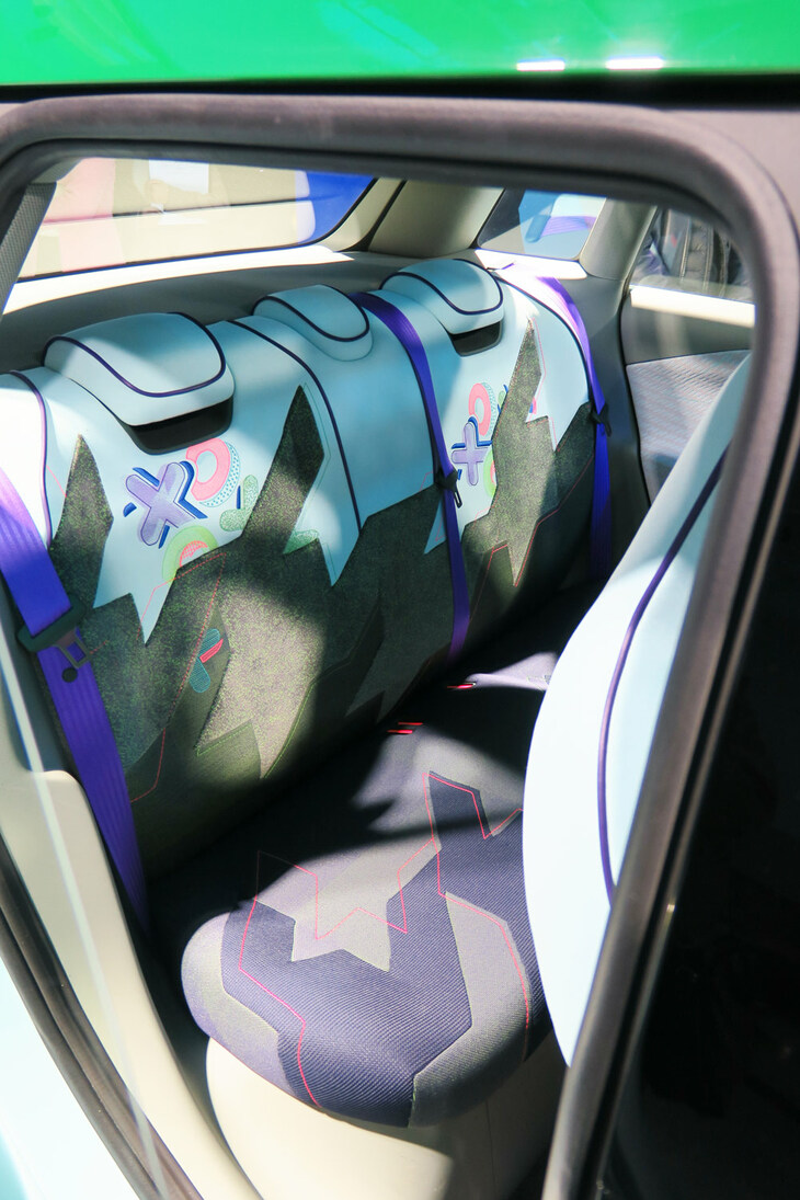 MINIコンセプト エースマン（リアシート）