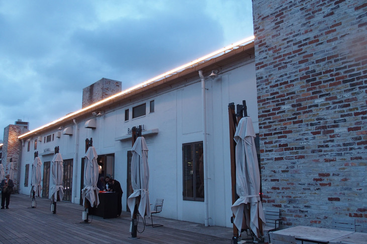 「アルピナプレスナイト」の会場。