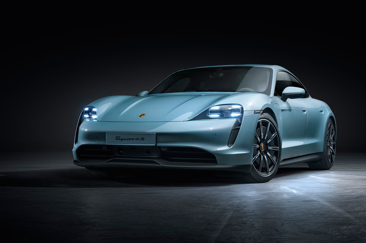 ポルシェ・タイカン4S