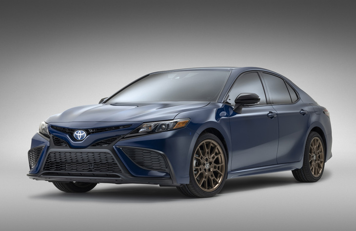 今後も主力車種のひとつとして継続販売される北米仕様の「カムリ ハイブリッド」の2023年モデル。