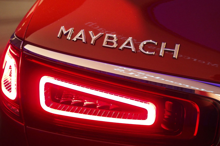 メルセデス・マイバッハGLS（エンブレム）