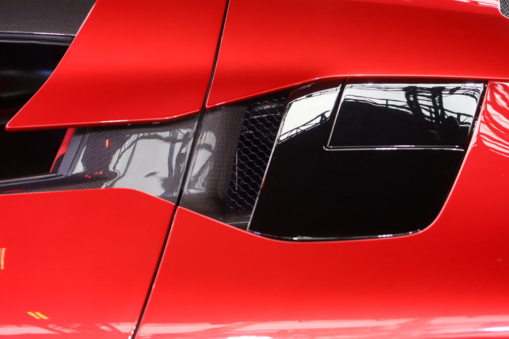 フェラーリF80（リアのエアインテーク）