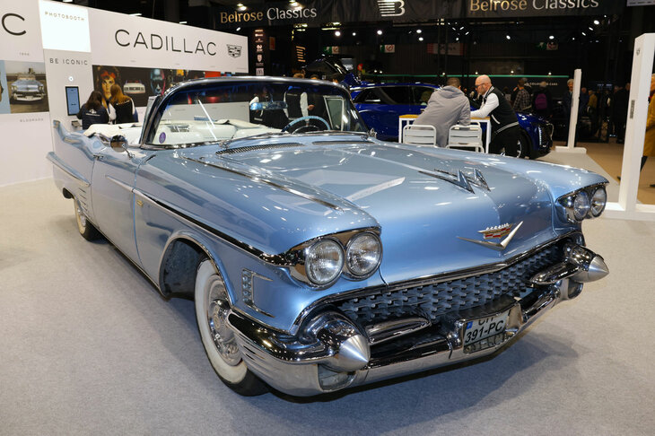 1958年「キャデラック・エルドラド シリーズ62」。「レトロモビル2025」におけるキャデラック・ヨーロッパの展示車両から。