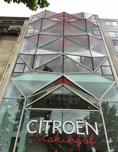 シャンゼリゼ通りにあるシトロエンのショールーム「C42」は、カタール資本のものとなった。