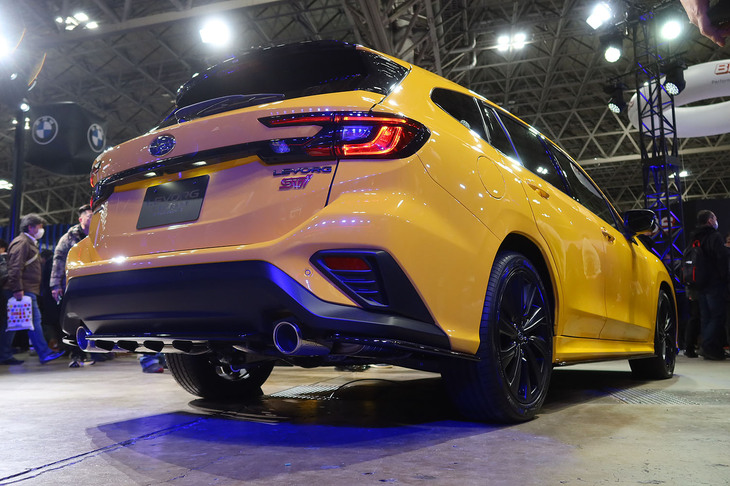 スバル・レヴォーグSTI Sport RブラックリミテッドII