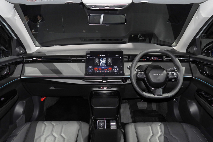 ホンダ・インサイト（インストゥルメントパネルまわり）