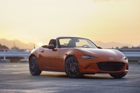 新型「86」「BRZ」にどんなプラットフォームが使われるのかも、興味深いところだ。ファンの間では、マツダとの協業により「ロードスター」（写真）の次期型と共用するのではないかという声も。