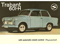 「トラバント」
	1958年に生産が開始された東ドイツの国民車。「DKW」がベースになっており、2ストローク2気筒エンジンを横置きにした前輪駆動車である。ボディーは樹脂製で、物資不足から粗悪な材料が使われるようになると“段ボールボディー”とそしられた。ベルリンの壁崩壊後も1991年まで生産が続けられた。