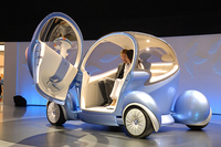 「日産ピボ2」：ナビゲーションシステムの未来像を見た【コレはゼッタイ！】の画像