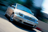 トヨタ、新型車「アベンシス」デビューの画像