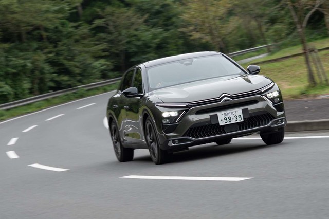 シトロエンC5 Xシャイン パック（FF/8AT）【試乗記】 理想より現実 - webCG