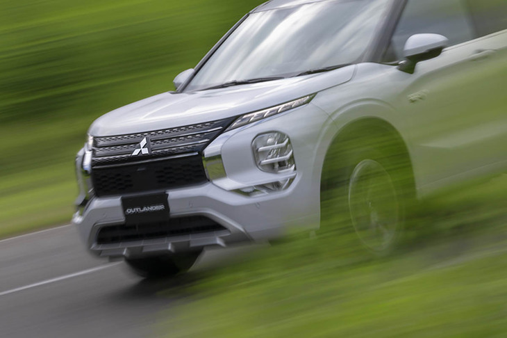 近年の三菱車は「ダイナミックシールド」と名づけられたフロントフェイスのデザイン手法を採用。躍動感と存在感が表現されている。