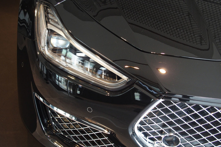 マセラティ・ギブリ オペラネラ（ヘッドランプ）