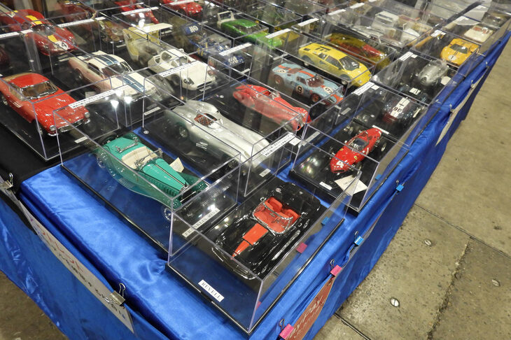 WARASHINA Carsの出展ブースの様子。