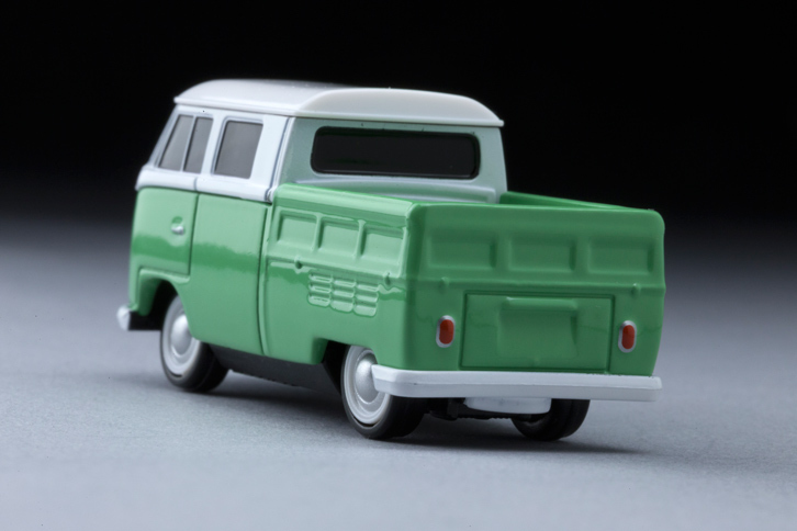 欧米を中心に人気を博し、ドイツに加えてブラジルでも生産された初代「タイプII」。日本へも5000台以上のバンが輸出されたというが、この「ピックアップ」についても、ひょっとしたら当時の日本の道を走っていたかもしれない。（写真＝郡大二郎）