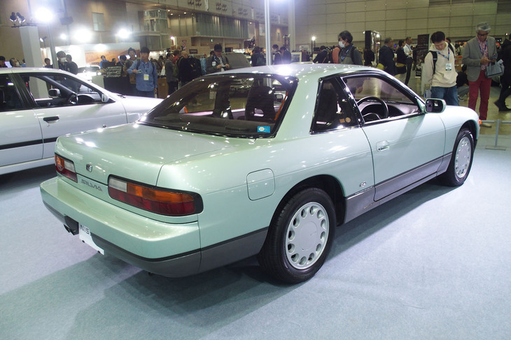 日産シルビア（1988年）