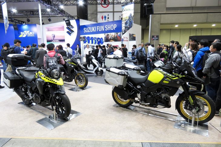 スズキの展示ブースの様子。