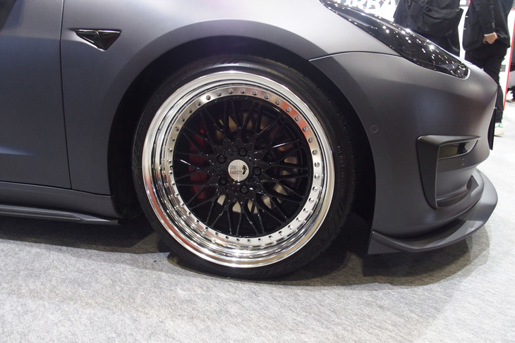 SA KOBEテスラ・モデル3