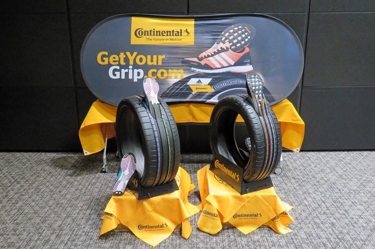 会場の片隅にはこんな展示も。コンチネンタルは、アディダス製シューズのソールのラバーも開発しているのだ。