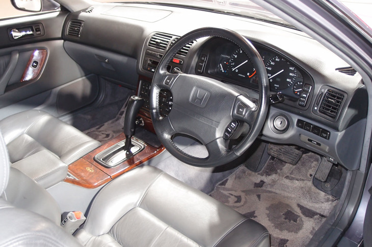 レジェンド＜2代目＞（1990年）