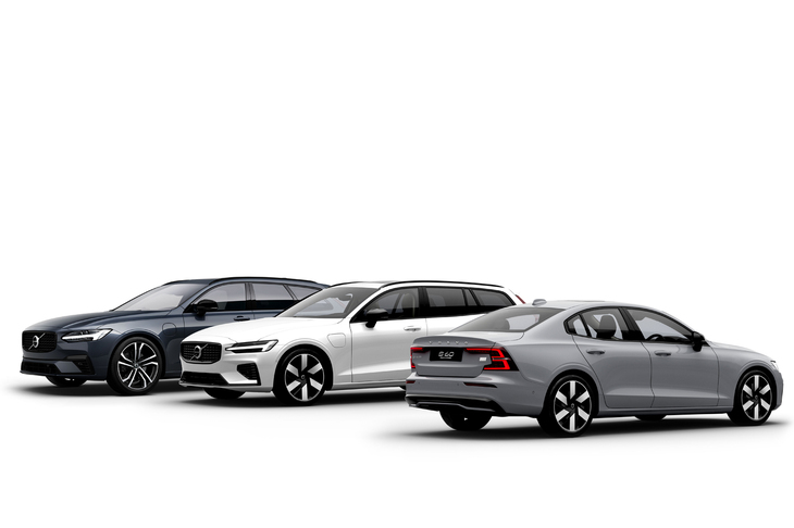 写真左から「ボルボV90」「V60」「S60」。