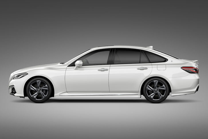 第45回東京モーターショーの開幕を前に、「クラウン コンセプト」の画像が公開された。