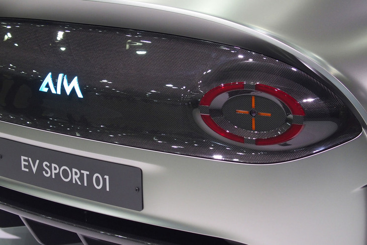 AIM EV SPORT 01／エイム