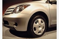 【Movie】トヨタの新型車、その名は「ist」の画像